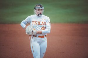 Image post by @TexasSoftball on Twitter/X