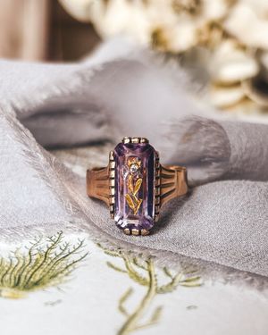 Image post by @maejeanvintage on Instagram