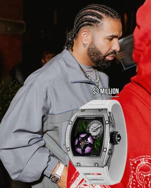 Image post by @celebwatchspotter on Instagram