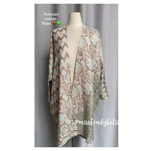 Image post by @misskendybatik on Instagram