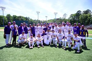 Image post by @LSUCoachJ on Twitter