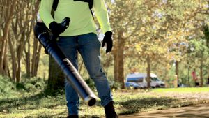 Video post by @greenworkscommercial on Facebook