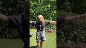 Video post by @shop.with.caroline on YouTube