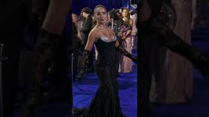 Video post by @telemundo on YouTube