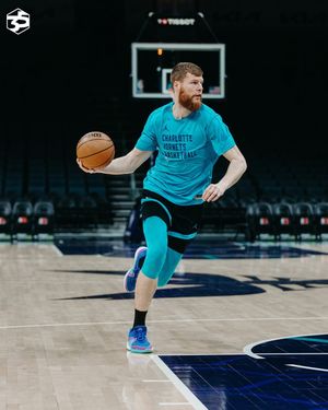 Image post by @hornets on Instagram