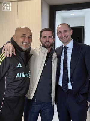 Image post by @dazn_it on Instagram