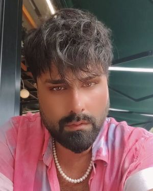 Image post by @sezgincanonline on Instagram