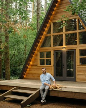 Image post by @airbnb on Instagram