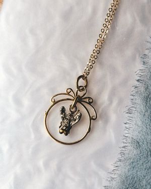 Image post by @maejeanvintage on Instagram