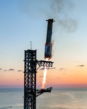 Image post by @nasaartemis on Instagram