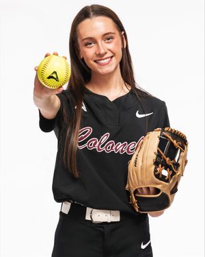 Image post by @ekusoftball on Instagram