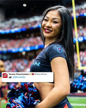 Image post by @texanscheerleaders on Instagram