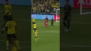 Video post by @FOX Soccer on YouTube