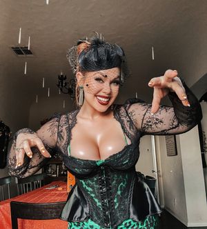 Image post by @lahistorygirl on Instagram