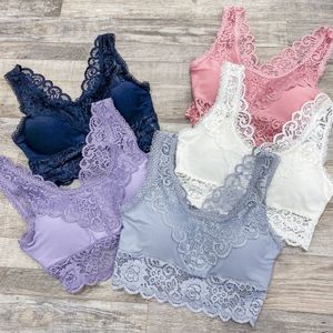 Image post by @shopfillyflair on Instagram