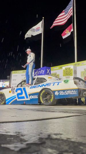 Video post by @echoparkspeedway on Facebook