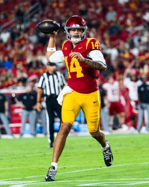 Image post by @uscfb on Instagram