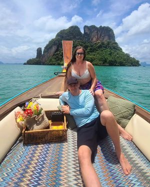 Image post by @drjennytravels on Facebook