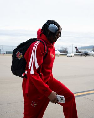 Image post by @louisvillewbb on Instagram