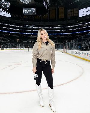 Image post by @kaylaknierim on Instagram