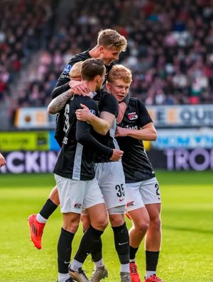 Image post by @azalkmaar on Instagram