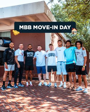 Image post by @dbubasketball on Instagram