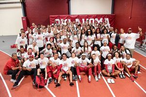 Image post by @ou_track on Instagram