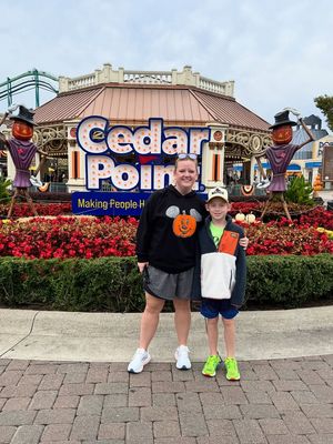 Image post by @Jessheartsthemeparks on Facebook