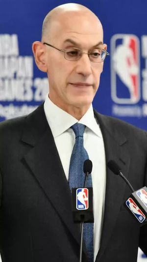 Video post by @magichourai on Facebook