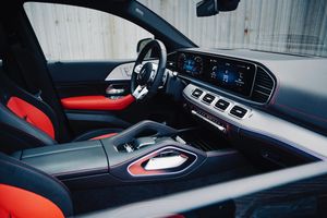 Image post by @usseryauto on Instagram