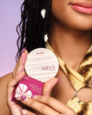 Image post by @benefitcosmetics on Instagram
