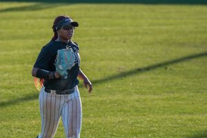 Image post by @apusoftball on Instagram