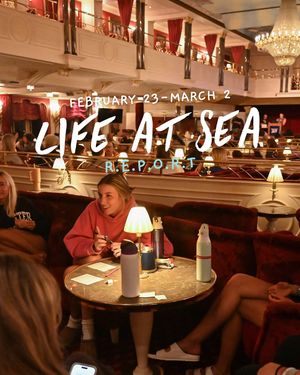 Image post by @semesteratsea on Instagram