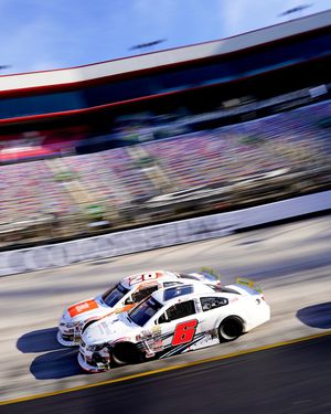 Image post by @lavar.scott34 on Instagram