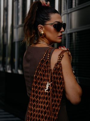 Image post by @alineoliveiracouture on Instagram
