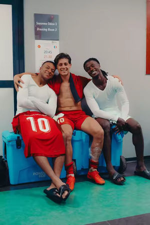 Image post by @equipedefrance on TikTok