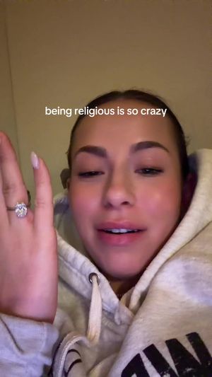 Video post by @anyaweitz on TikTok