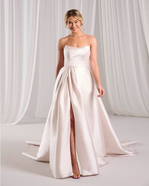 Image post by @maggiesotterodesigns on Instagram