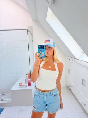 Image post by @trideltaua on Instagram