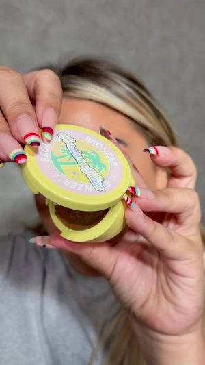 Video post by @beckymorganmakeup on TikTok