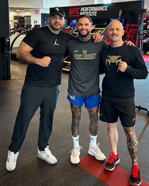 Image post by @cody_nolove on Instagram