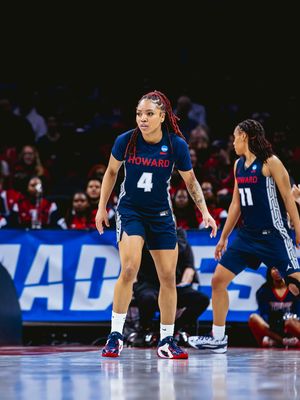Image post by @howard_wbb on Instagram