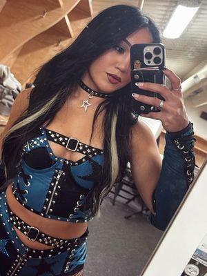 Image post by @thewrestlingclassic on Instagram