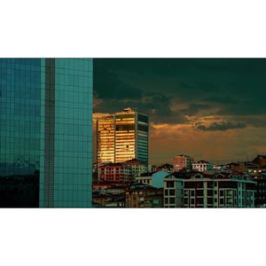 Image post by @denizbensusan on Instagram