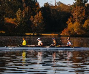 Image post by @womenintheboat on Instagram