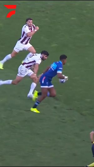 Video post by @FloRugby on Facebook