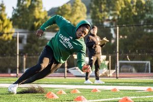 Image post by @calpolyfootball on Twitter