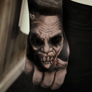 Image post by @thomaswellstattoo on Instagram