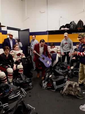 Image post by @razorbackhockeyclub on Instagram