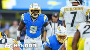 Video post by @chargers on YouTube